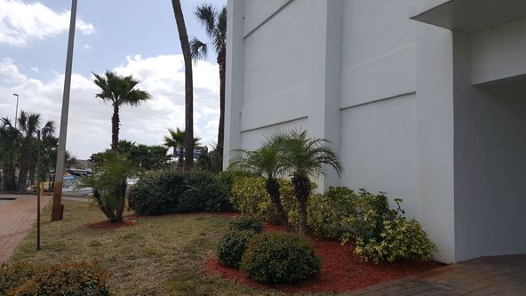 Multi-Story Professional Office Building-West Pasco: 13825 U.S. 19, Hudson, FL 34667